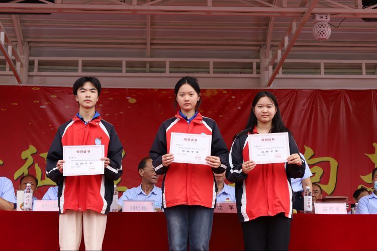 常德德才科技職業(yè)學校,常德招生就業(yè),電子商務(wù)專業(yè)學校,專業(yè)學校報考哪里好